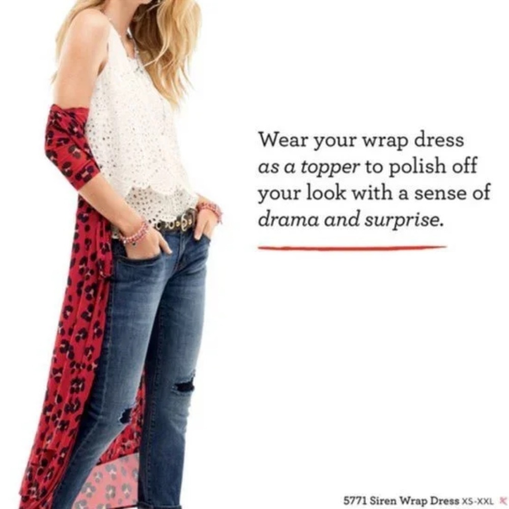 CAbi  Frolic Sleeveless Eyelet Layered Tiered Top Size XS #5723 - Picture 3 of 13